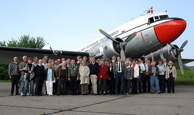 DC-3 crew 2005