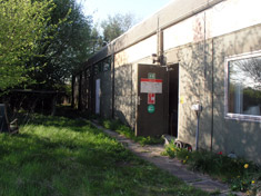 Indgang til klubbens lokaler Indgang til klubbens lokaler